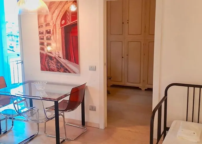 Guesthost - Piazzale Susa Bright Flat Con Veranda
